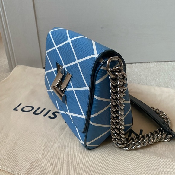 **LOUIS VUITTON TWIST PM BAG** - Picture 7 of 15